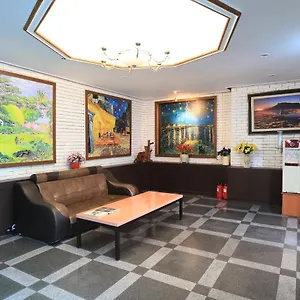 twins-hotel.jejukoreahotels.com/
