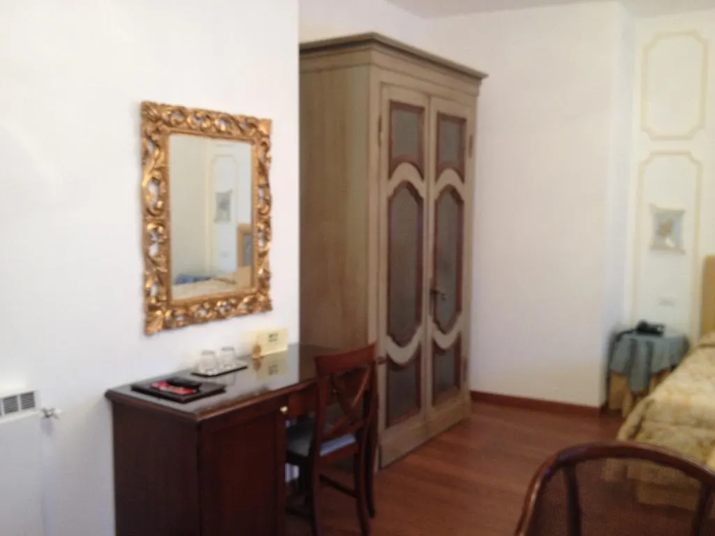 Ca' Dei Polo Otel Venedik